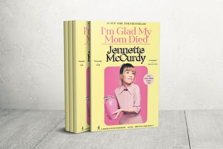 كتاب "سعيدة بموت أمي" (I’m Glad My Mom Died)