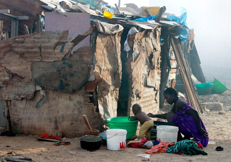 epa000455119 DEBT RELIEF SENEGAL