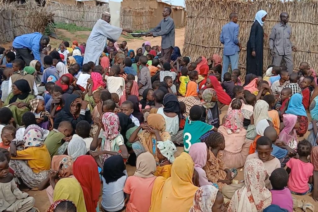 الفاشر وطريق طويلة.. المدنيون يفرون من القصف إلى الموت