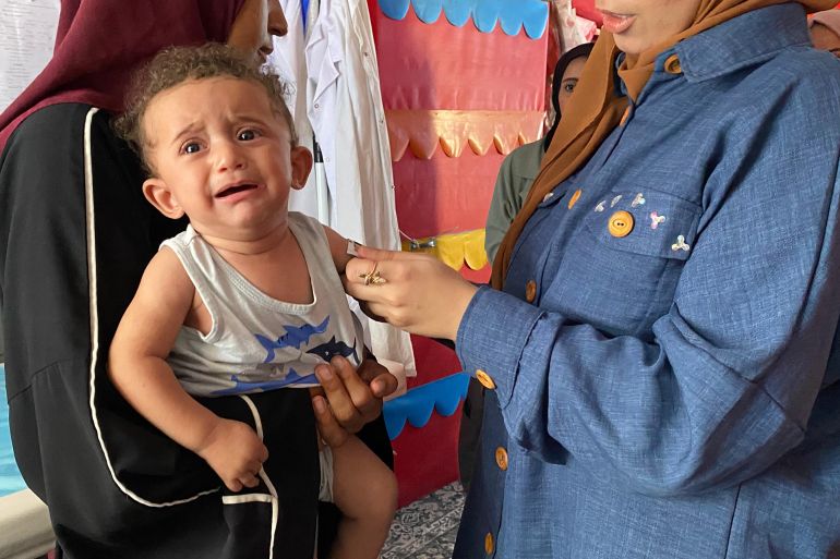 الطبيبة لبنى العزايزة الأطفال والحوامل والمرضعات فئات هشة وأشد تأثرا بحرب التجويع-رائد موسى-دير البلح-الجزيرة نت