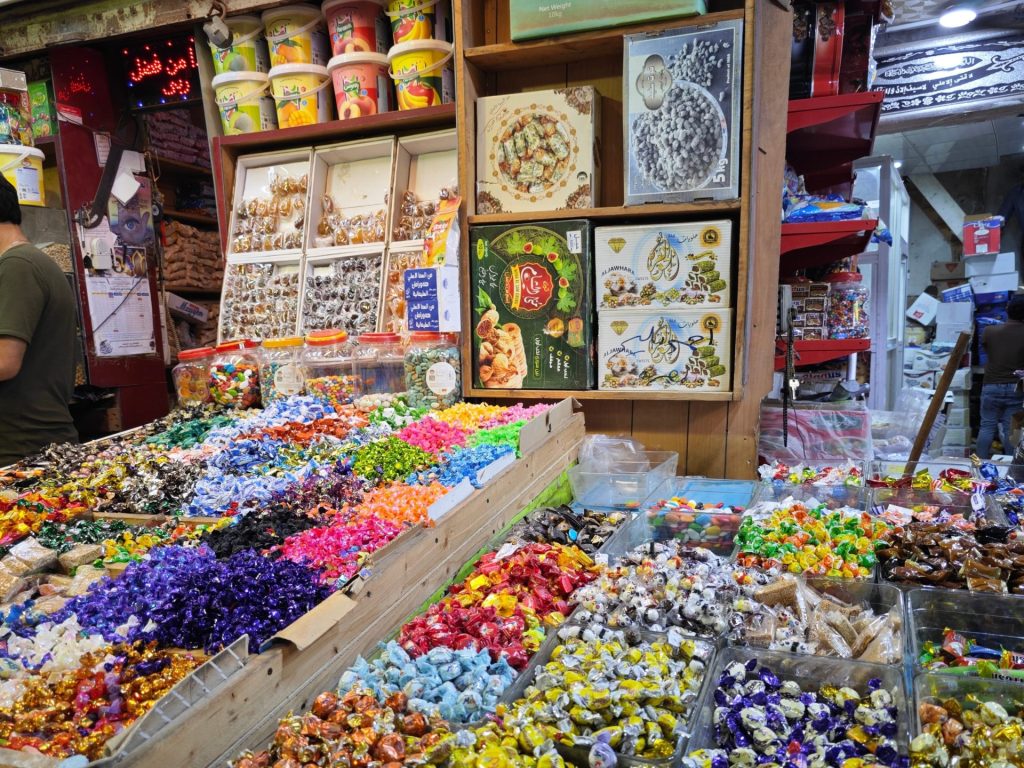 خبراء: ركود السوق العراقية بسبب تذبذب الدينار وضعف الإنفاق العام