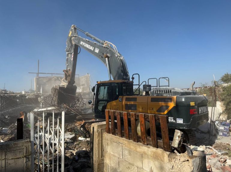 هدم منزل عائلة الحلواني في بيت حنينا بالقدس المحتلة، المصدر: شبكة العاصمة