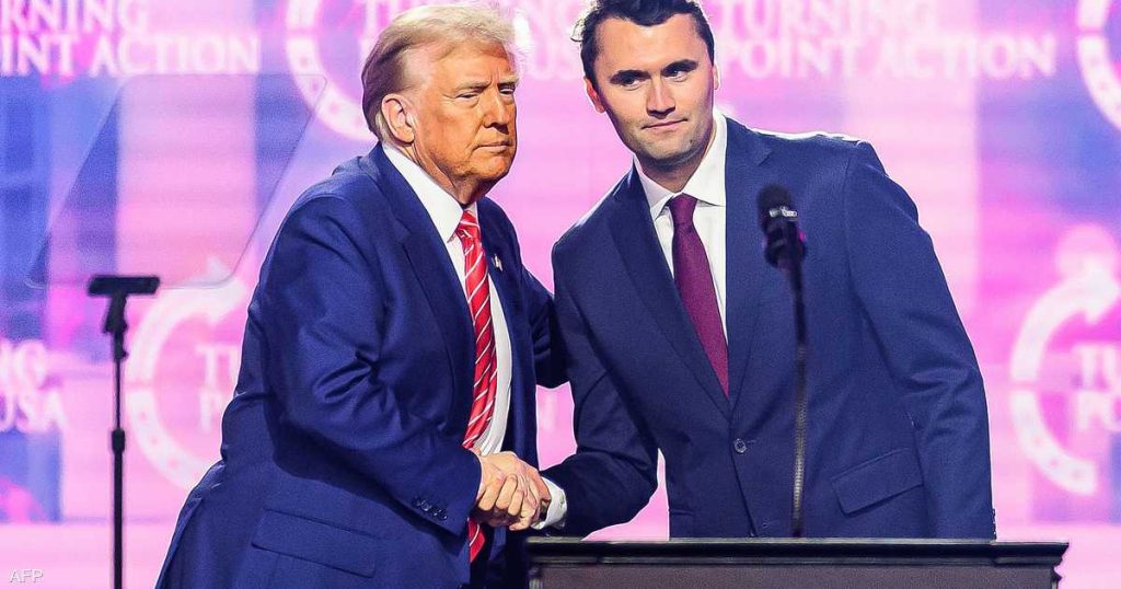 ترامب ينعى الناشط كيرك..ويتعهد بملاحقة مؤججي “العنف السياسي”