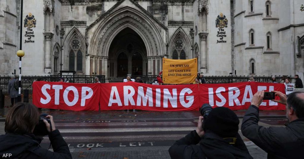 وزارة الدفاع البريطانية تمنع تسجيل طلبة إسرائيل للدراسة