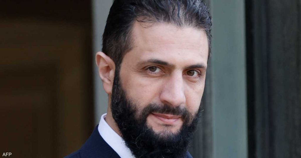 نظرات “الحسناء الإيطالية”.. الإعجاب يلاحق الشرع في نيويورك