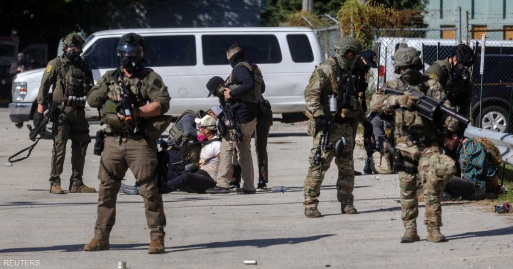 ترامب يأمر بنشر الجيش في مدينة أخرى ويجيز “استخدام القوة”