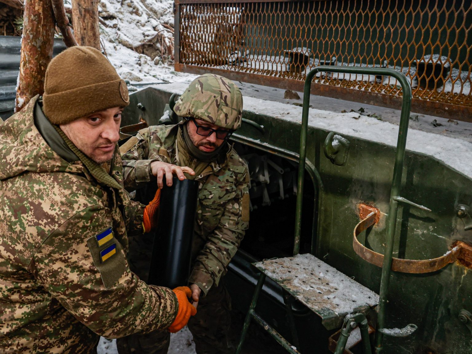 خبير عسكري غربي: ضربات أوكرانيا توجع روسيا في ظل أزمة وقود وغذاء