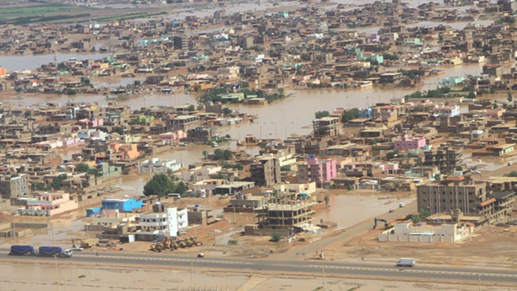 الأمم المتحدة: الفيضانات تعمق الأزمة الإنسانية بالسودان وتشرد آلاف العائلات