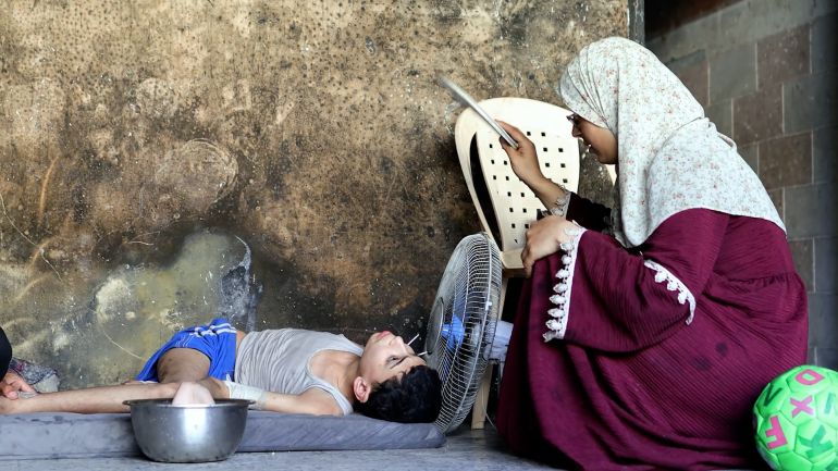 سمير خضع لعمليات جراحية استمرت أكثر من 12 ساعة وما زال بحاجة لتدخلات إضافية