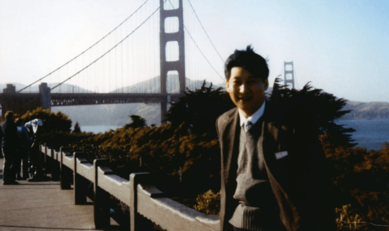 شي جين بينغ أثناء زيارته للولايات المتحدة عام 1985 (شينخوا)