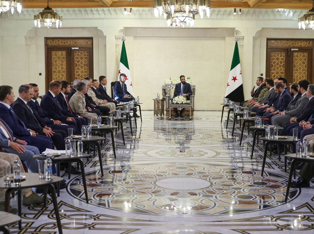 موسكو تعلن مشاركة الشرع في القمة الروسية العربية المقبلة