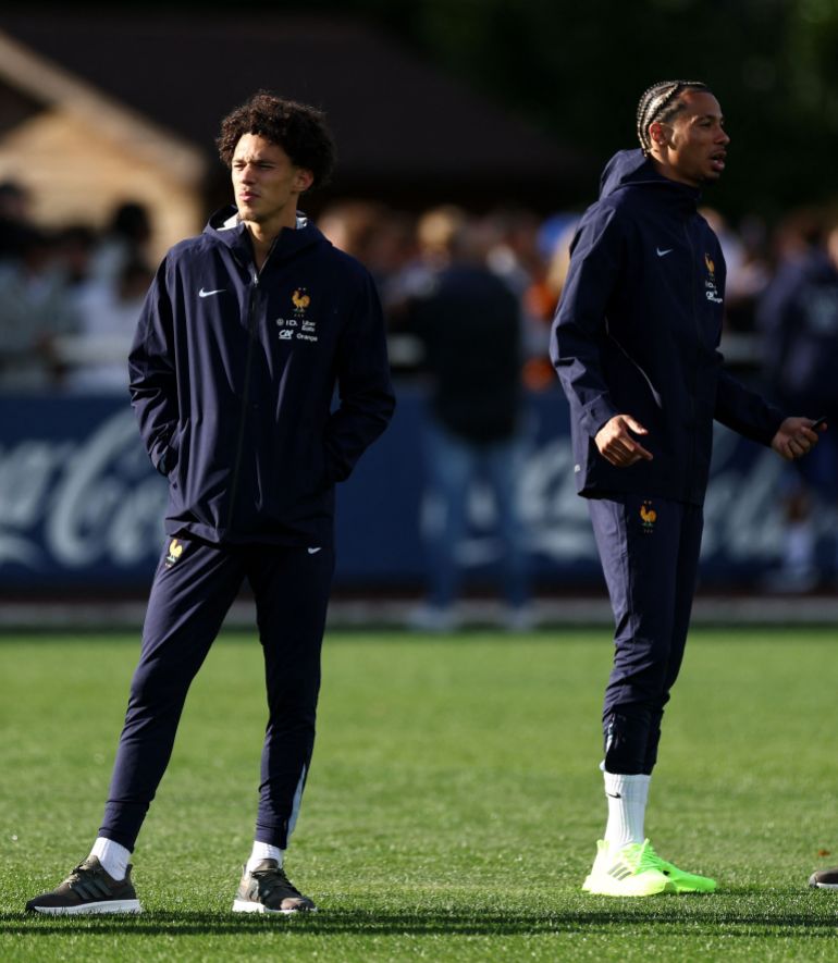 اختياري يعود إلى سنوات انتمائي للفئات السنية للمنتخب الفرنسي