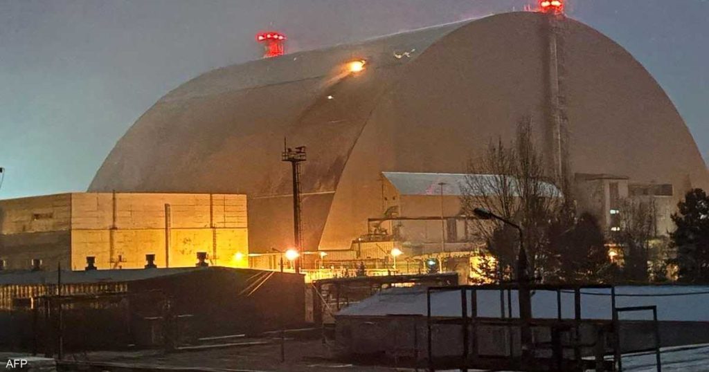 بعد عودة الكهرباء.. أوكرانيا تصدر توضيحا عن مفاعل تشيرنوبل