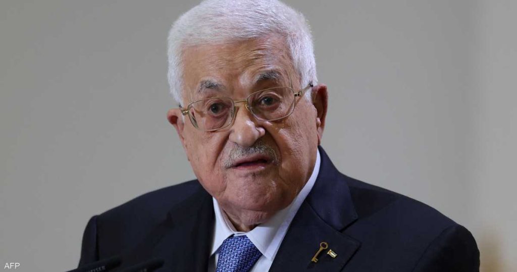 عباس يصدر إعلانا دستوريا بشأن حالة “شغور منصب الرئيس”