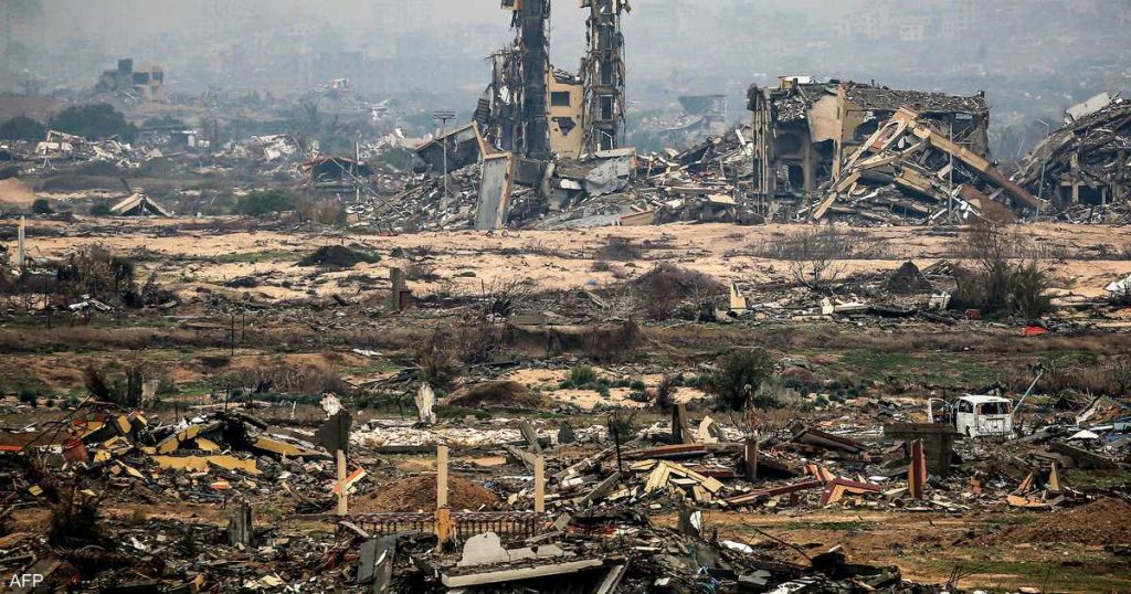 خلف ركام غزة.. نشاط إسرائيلي “غامض” يثير المخاوف