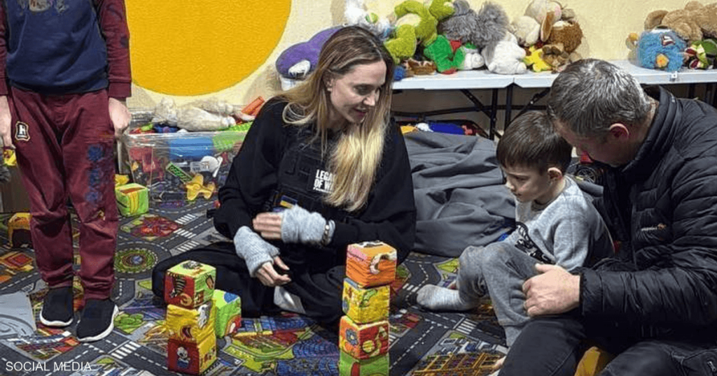 أنجلينا جولي تجري “زيارة مفاجئة” إلى جنوب أوكرانيا