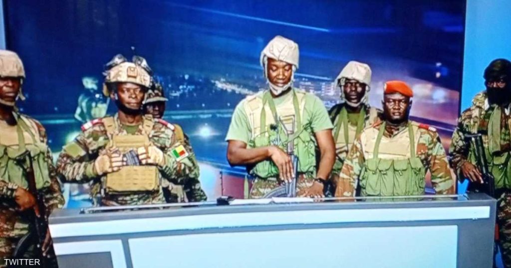 انقلاب جديد في أفريقيا.. العسكر يسيطرون على السلطة في بنين
