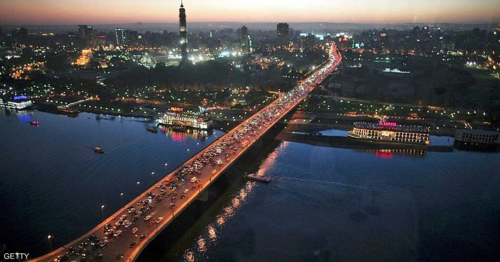 رسميا.. مصر تكشف حقيقة “رفع رسوم التأشيرة”