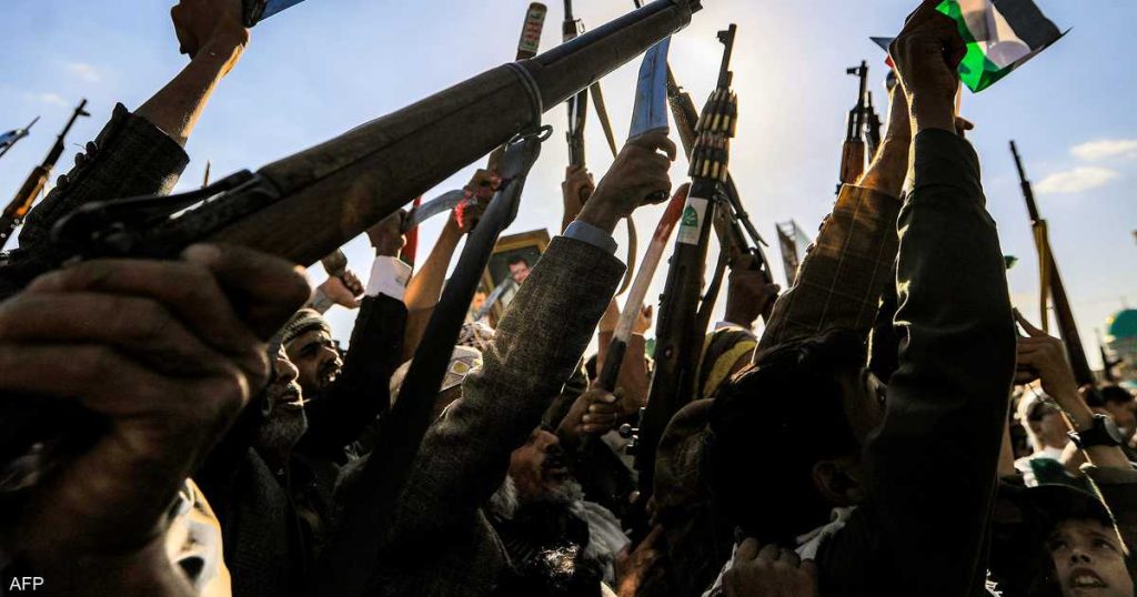 مصادر: الحوثيون يوجهون سلاحهم نحو محافظات الجنوب