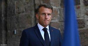 بيد ممدودة لبوتين.. ماكرون يفتح بابا لروسيا