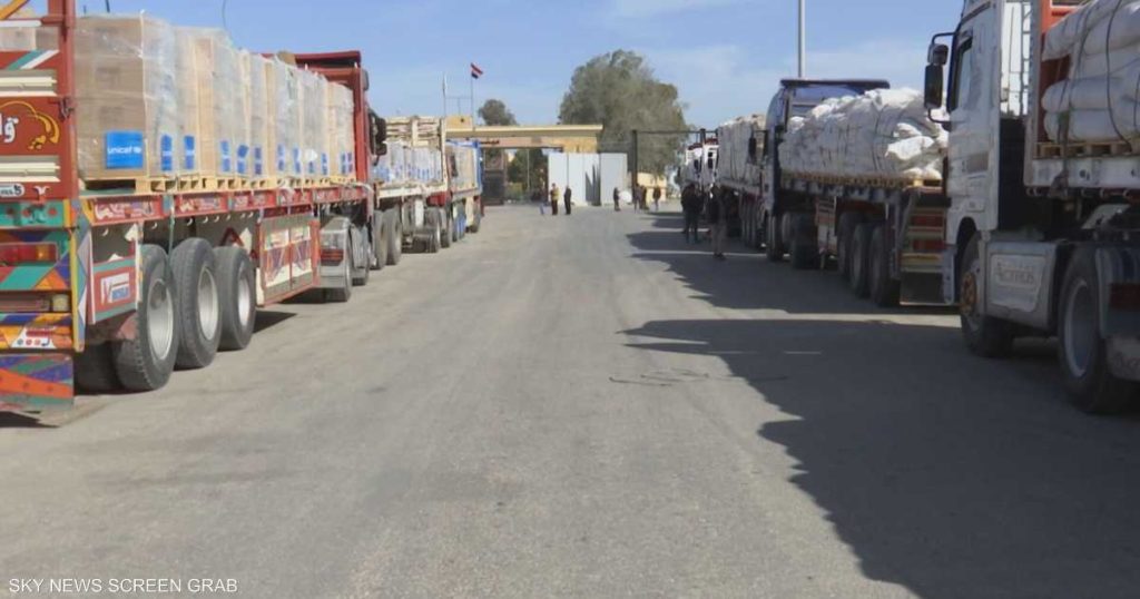 قبيل فتحه.. “خط مصري أحمر” بشأن معبر رفح