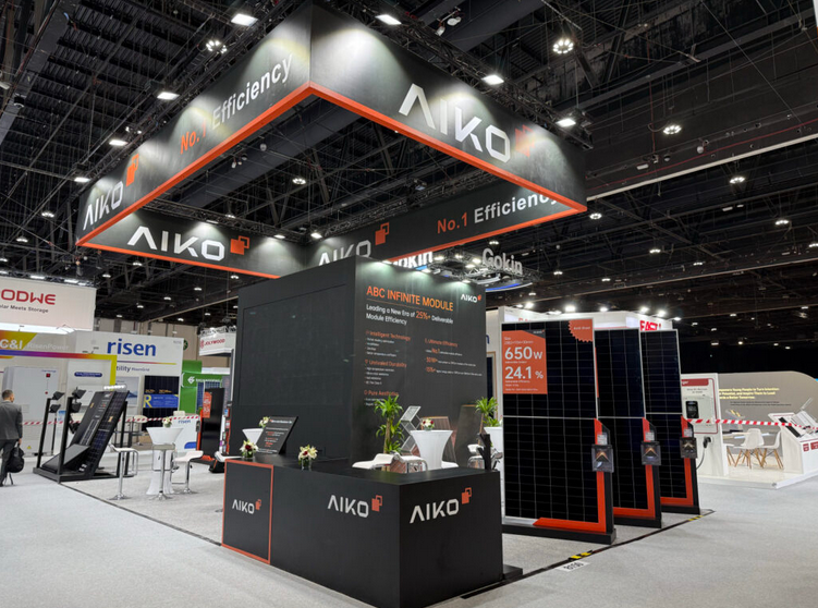 الظهور الأول لألواح ABC في WFES 2026: شركة AIKO تقود عصرًا جديدًا لقيمة «25%»