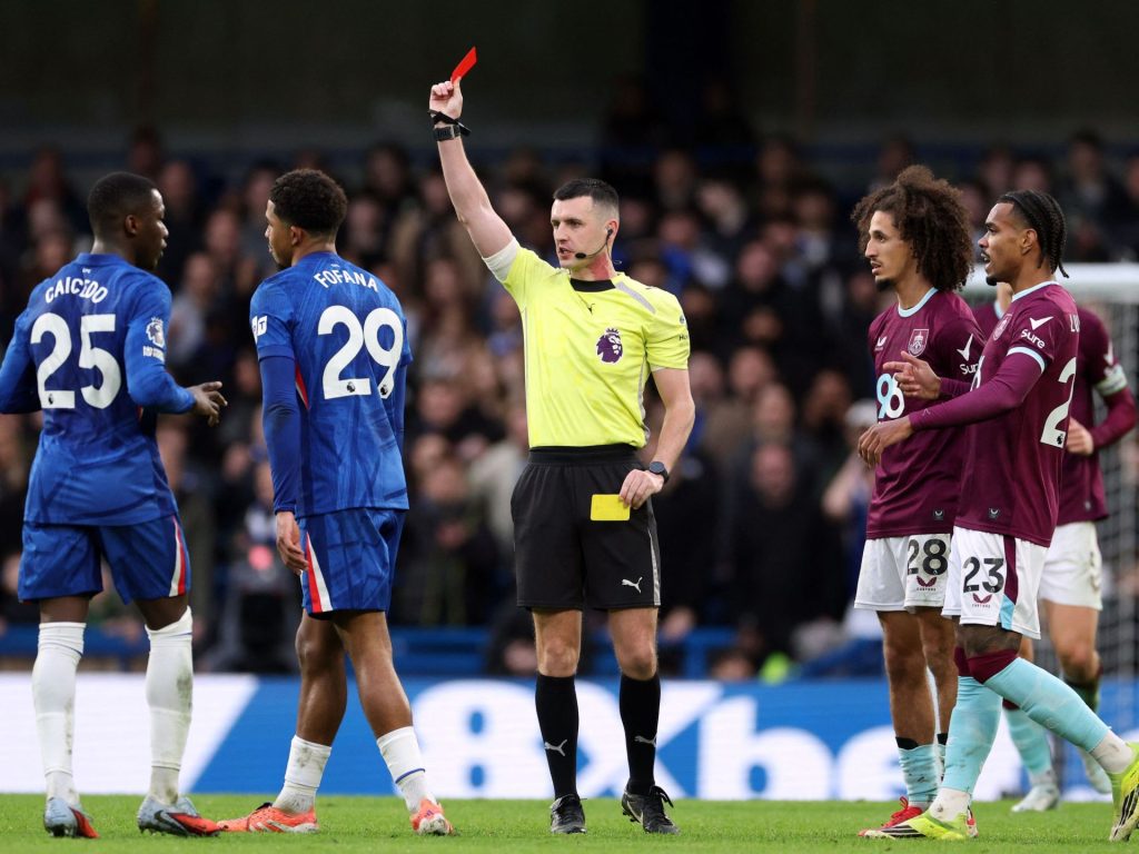 الاتحاد الفرنسي يدعم ويسلي فوفانا بعد تعرضه لإساءات عنصرية