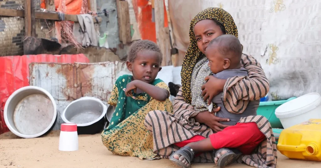 حرب إيران تضع أطفال الصومال على حافة الهاوية مع تفشي الجوع