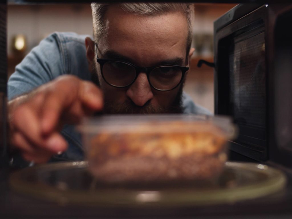 خلافا للنصائح الشائعة.. متى يصبح العشاء المتأخر خيارا صحيا فعلا؟